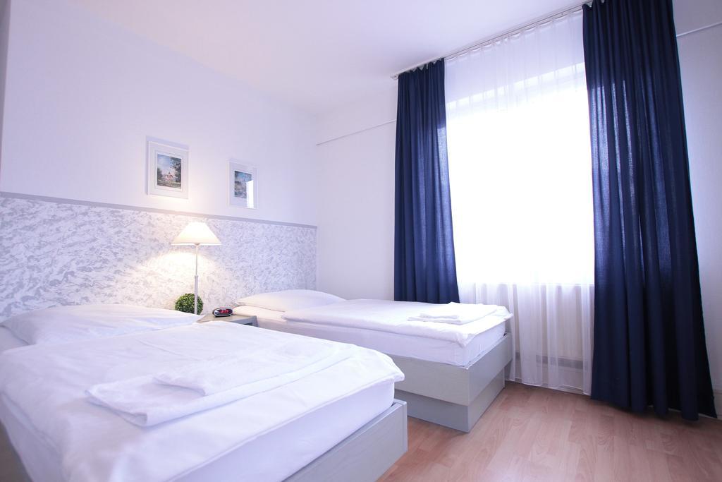 Ib-Gastehaus Hotel Stuttgart Habitación foto